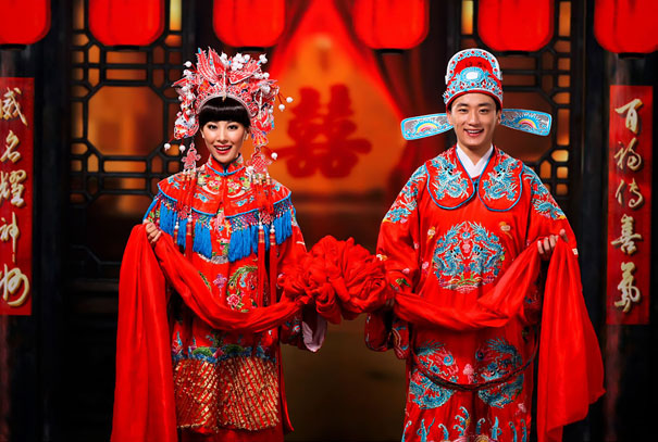 世界各地的傳統(tǒng)結(jié)婚服飾長啥樣？（組圖）