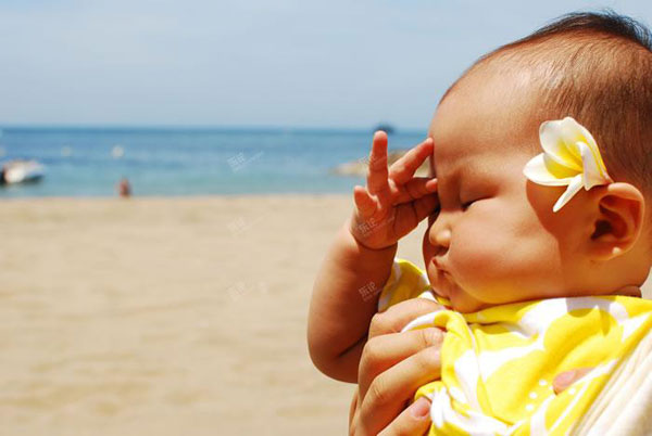 除了It's so hot，還能怎么用英語形容熱到飛起？