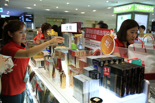 國人境外昵稱：北京鎊、中國購物狂，行走的錢包