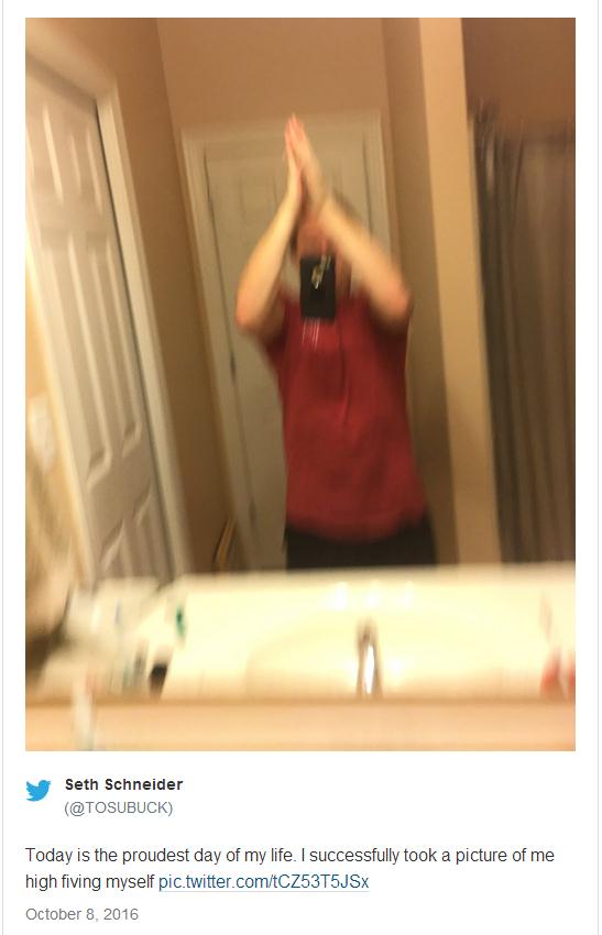 “擊掌自拍”成新招！