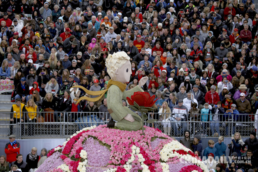 “孫悟空”、“小王子”花車亮相美國(guó)玫瑰花車大游行（組圖）