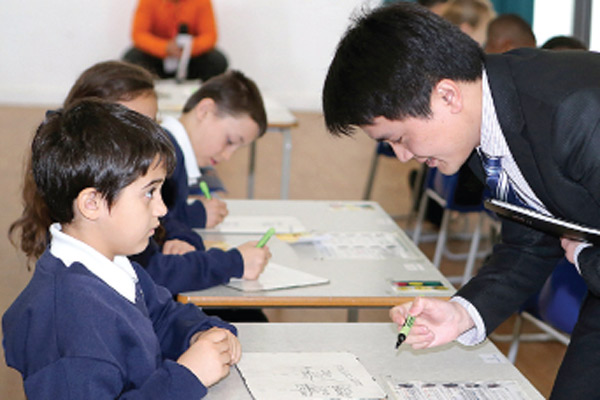 英國推廣“上海掌握教學模式” 部分小學將啟用上海數(shù)學課本