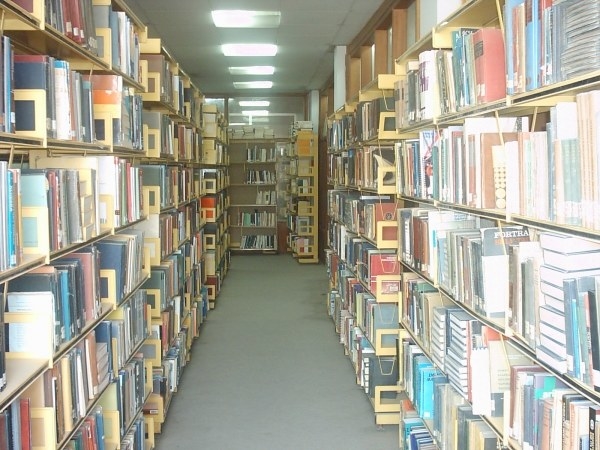 還記得毀于ISIS之手的摩蘇爾圖書館嗎？有人正在努力重建它
