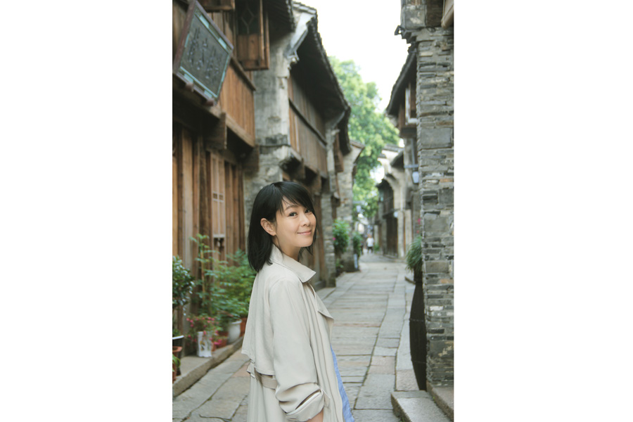 劉若英再次為烏鎮(zhèn)代言：來(lái)過(guò)，便不曾離開(kāi)（組圖）