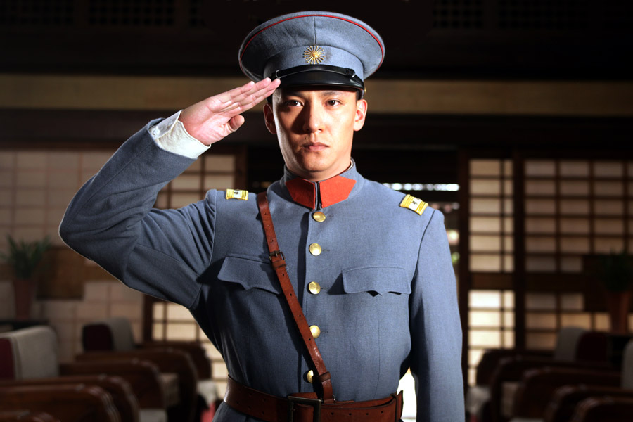 制服誘惑：國內(nèi)演員誰穿軍裝最有范兒？（組圖）