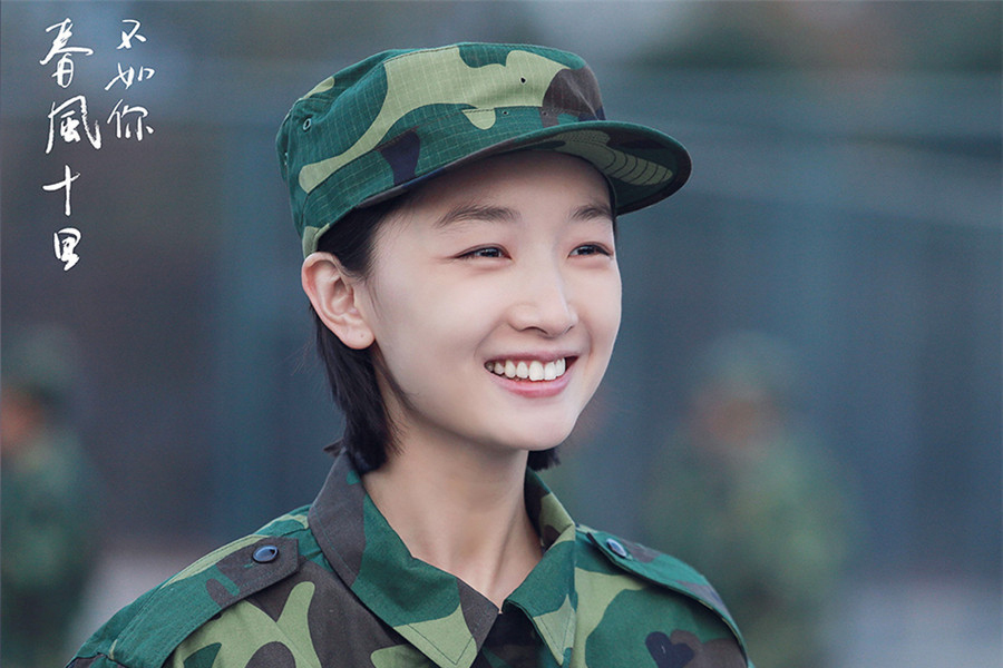 制服誘惑：國內(nèi)演員誰穿軍裝最有范兒？（組圖）