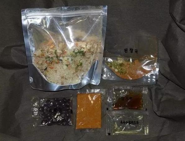 揭秘各國兵哥哥的野戰(zhàn)口糧！看到韓國的，忍不住笑出了聲…
