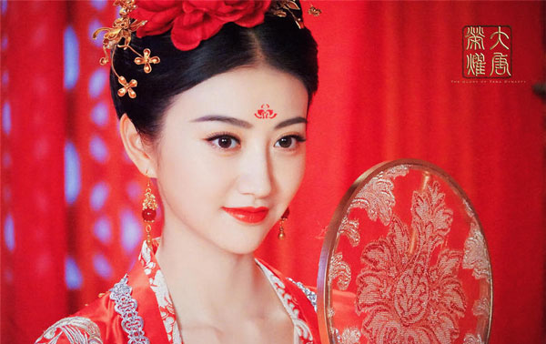 雙語盤點(diǎn)：2017大女主劇扎堆混戰(zhàn)，誰才是最終贏家？