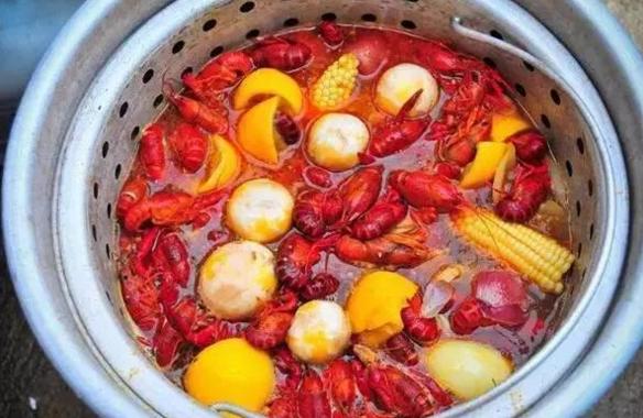 2017全國美食消費報告出爐，大家最愛吃這個菜！