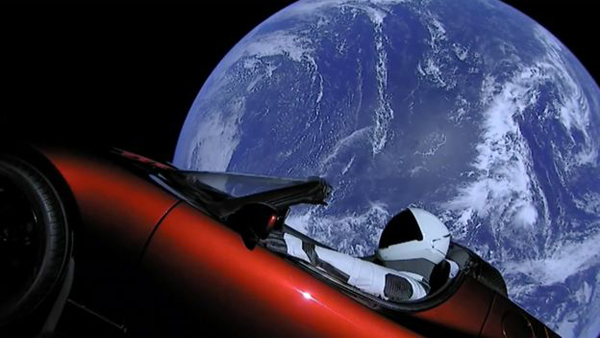 SpaceX獵鷹重型火箭首飛成功！馬斯克的特斯拉跑車(chē)上太空了