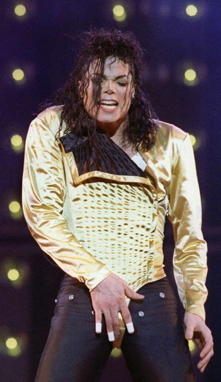 King of Pop Michael Jackson dies at age 50