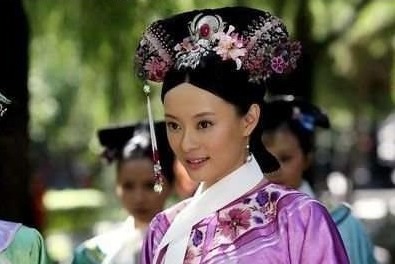 《中國日?qǐng)?bào)》版《甄嬛傳》詩詞英譯