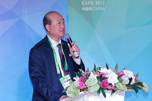 阿斯塔納世博會(huì)中國館華信企業(yè)日舉行