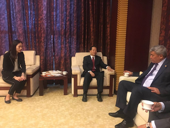 王錦珍副會(huì)長(zhǎng)會(huì)見哈薩克斯坦外交部第一副外長(zhǎng)若舍巴耶夫