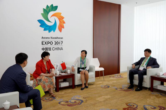 阿斯塔納世博會中國館政府副代表、館長舒寰會見哈薩克斯坦能源部可再生能源司副司長卡拉塔耶夫娜