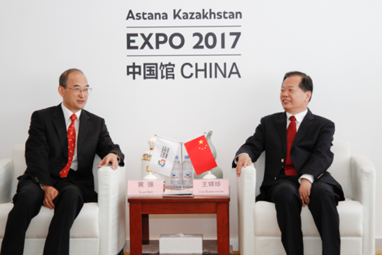 王錦珍副會(huì)長會(huì)見甘肅省委常委、常務(wù)副省長黃強(qiáng)一行