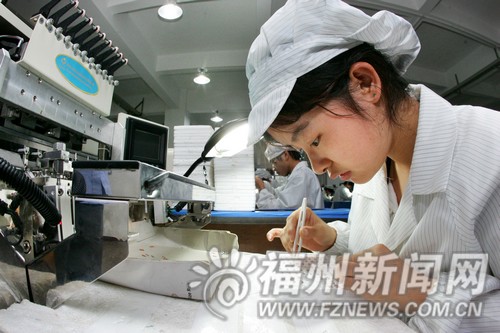 榕今年已開工建成投產(chǎn)項目200項　總投資876億元