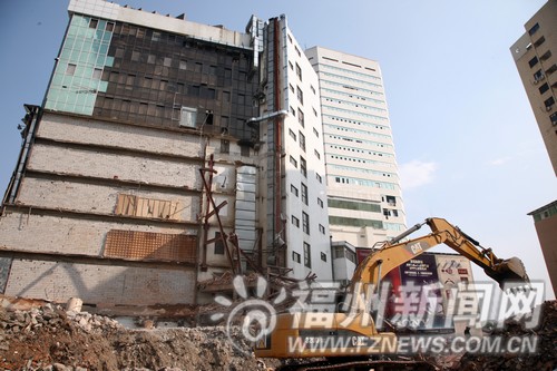 東百舊樓已拆完　地鐵東街口站力爭(zhēng)下月全面開工