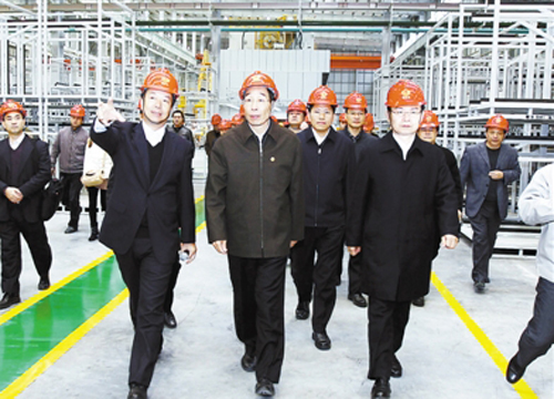 廉小強(qiáng)手握“四張王牌” 重振福建汽車工業(yè)