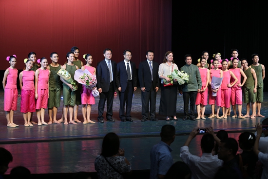 Dances mark Sino-Philippine friendship