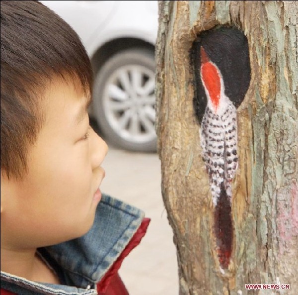 Incredible tree hollow painting