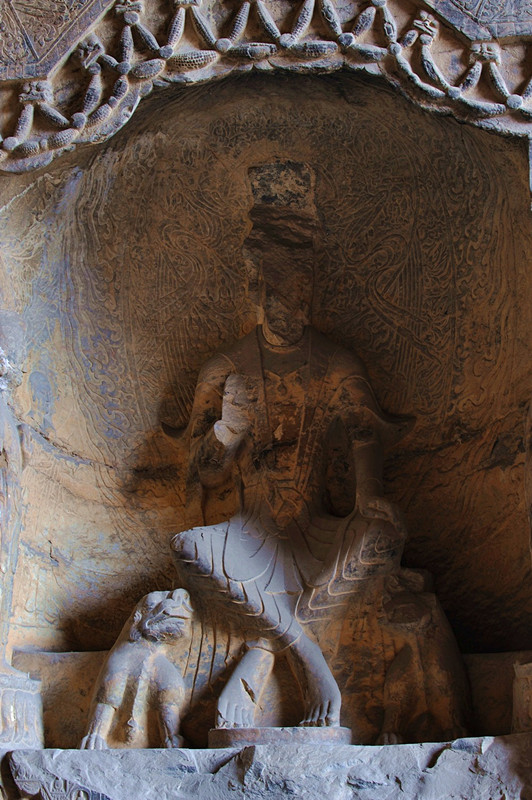 ABCs of Longmen: The earliest cross-ankled Maitreya Buddha in Longmen