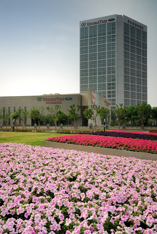 Sceneries in Huaqiao International Service Business Park