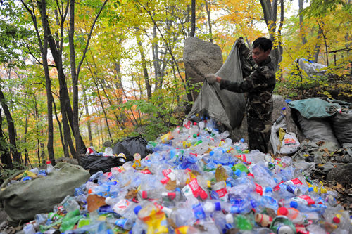 Cleaner on Tianhua Mountain