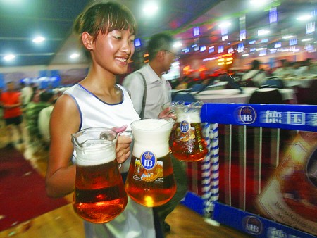 狂歡青島啤酒節(jié)