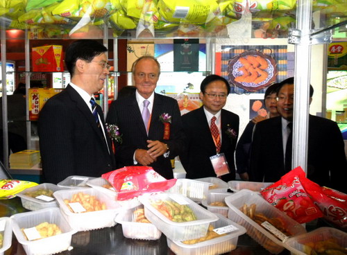 “葡萄酒節(jié)、果蔬食品博覽會、美食節(jié)”齊聚煙臺