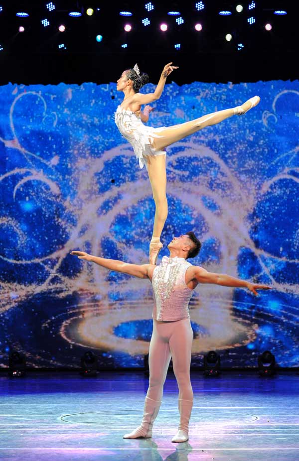 10th China Acrobatics Golden Chrysanthemum Awards kicks off in Penglai