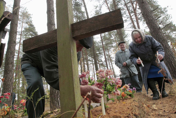 People memorize deceased on All Saints Day