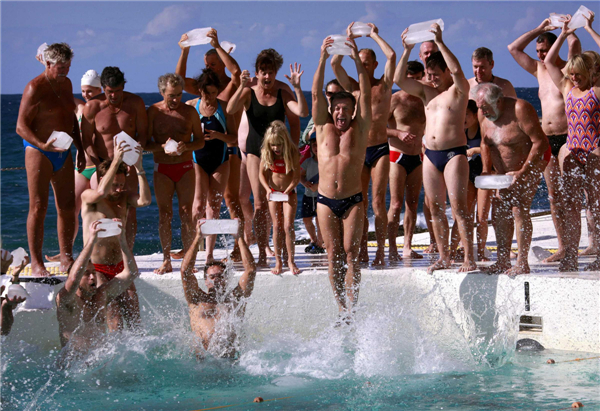 Swimming with ice