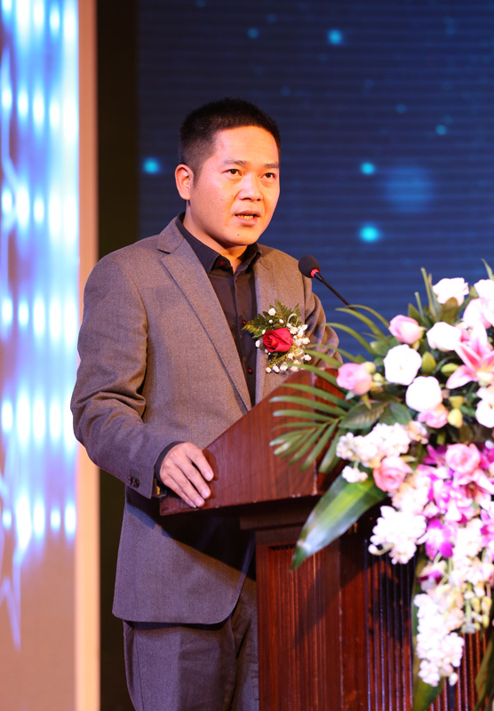 贏享中國·強(qiáng)力巨彩杯2015年LED顯示屏行業(yè)高峰論壇暨頒獎盛典隆重上演