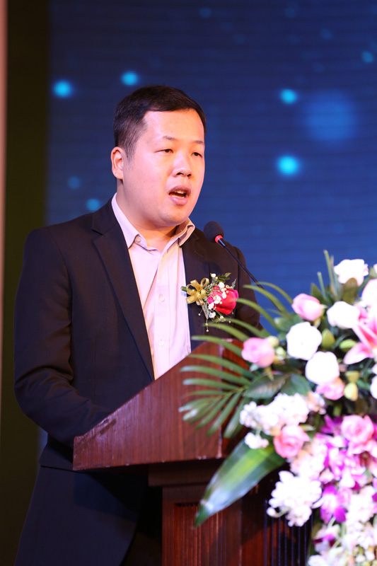 贏享中國·強(qiáng)力巨彩杯2015年LED顯示屏行業(yè)高峰論壇暨頒獎盛典隆重上演