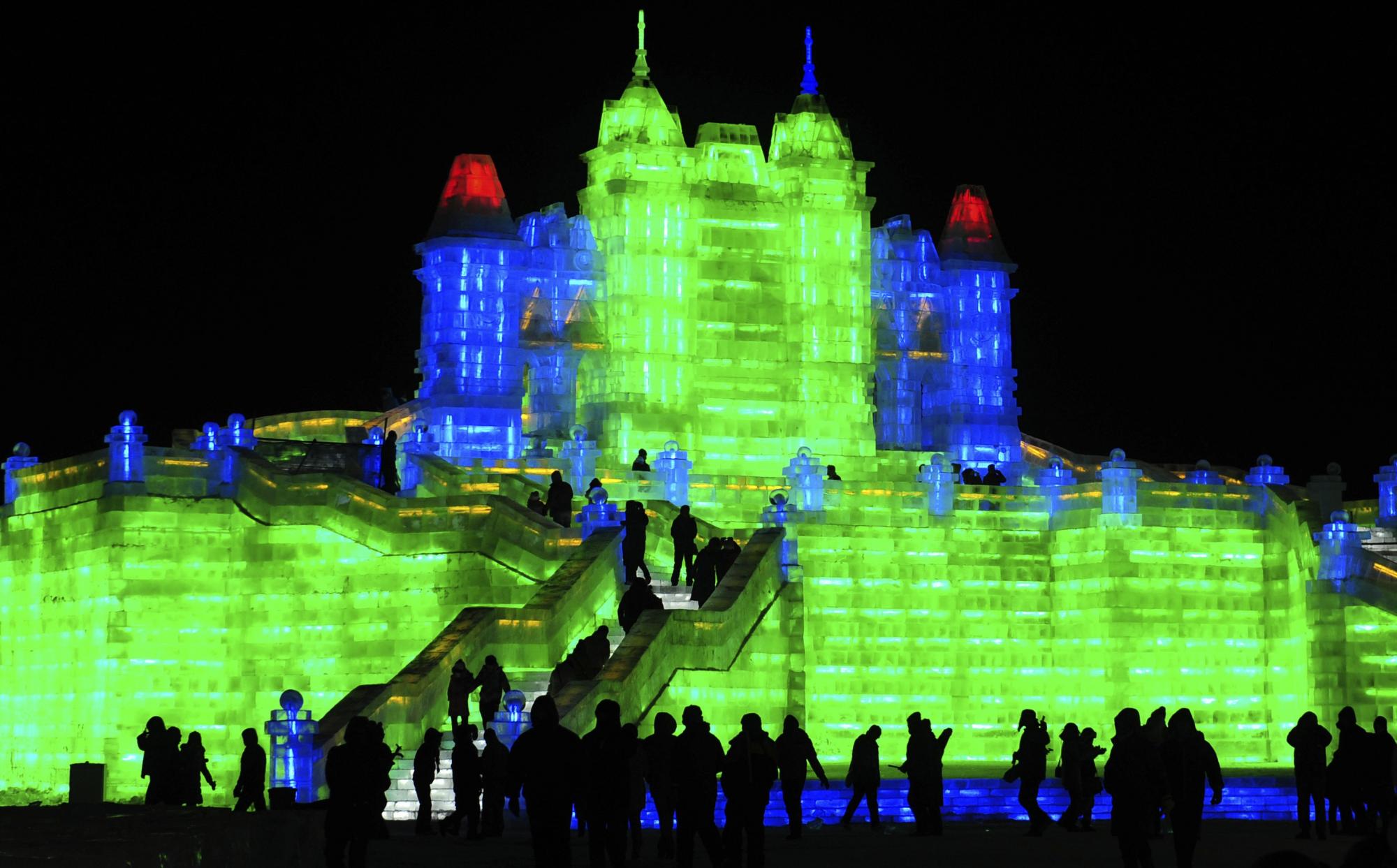 The wonderland of Harbin's Ice and Snow World