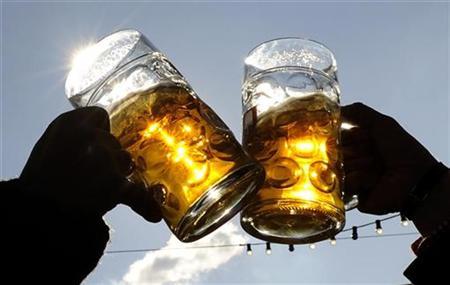 The right way to drink beer