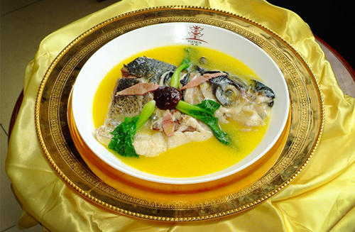 拆燴鰱魚頭