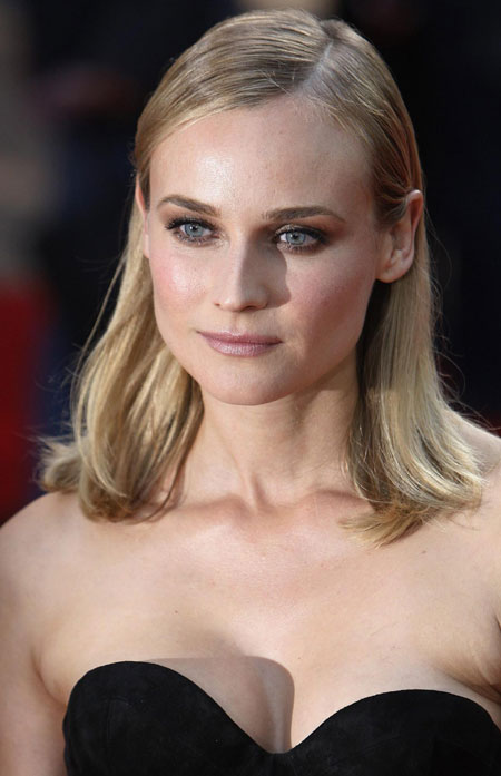 Celebs arrive for premiere of 