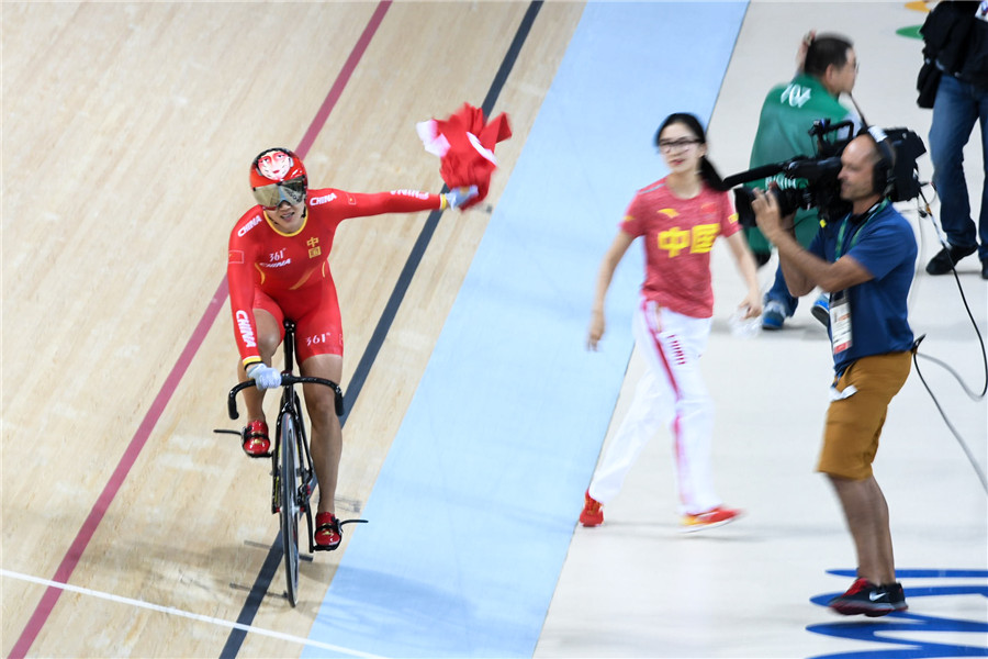 China wins first cycling Olympic gold