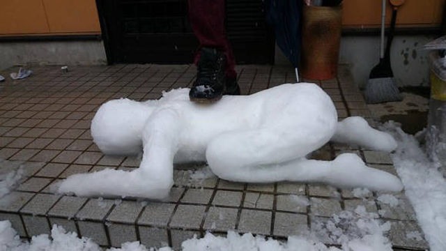 爆笑雪人奇葩來(lái)襲(組圖)