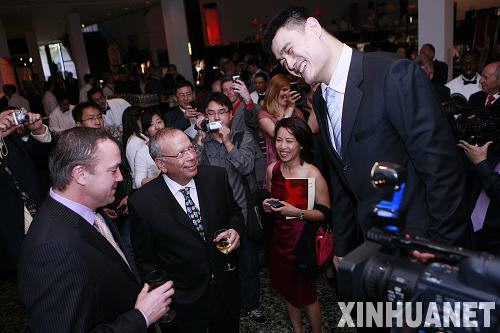 姚明基金會(huì)舉行盛大募款晚宴