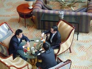 揭秘朱駿收購利物浦真相 豪組財團(tuán)如何盈利？