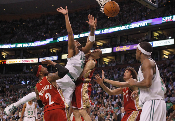 NBA：詹姆斯三雙騎士黯然出局 綠衫軍4:2晉級戰(zhàn)魔術(shù)