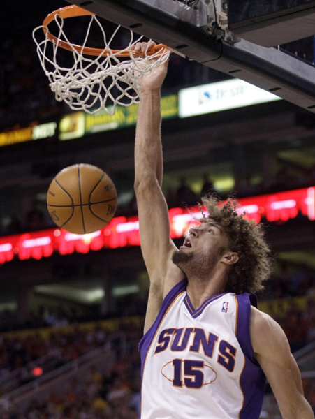 NBA：替補(bǔ)發(fā)威貢獻(xiàn)54分 太陽勝湖人扳成2:2