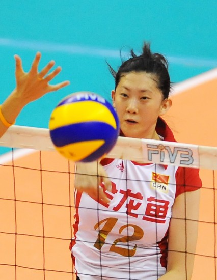 女排亞洲杯：中國(guó)隊(duì)3:0橫掃泰國(guó)奪冠
