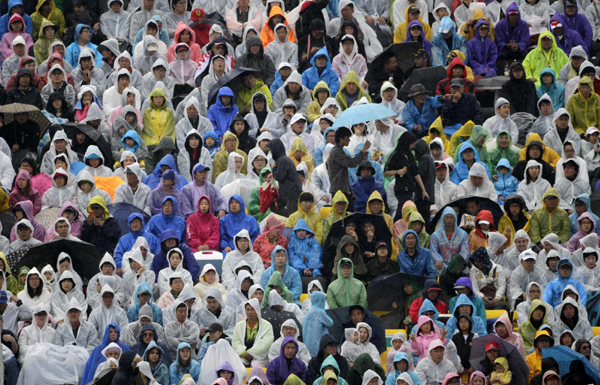 F1韓國站：阿隆索奪首冠排名榜首 紅牛車隊(duì)?wèi)K遭滑鐵盧