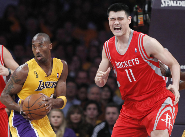 NBA：姚明復出首戰(zhàn)9分6犯離場 火箭揭幕戰(zhàn)遭湖人翻盤