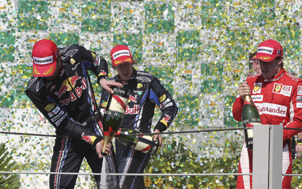 F1巴西站：紅牛車隊(duì)提前奪冠 阿隆索逼近三冠王