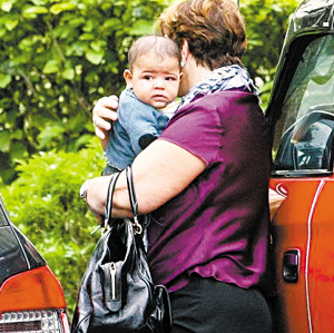 C羅私生子生母曝光 女大學(xué)生拿千萬(wàn)英鎊封口費(fèi)